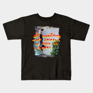 Graffiti in the streets Kids T-Shirt